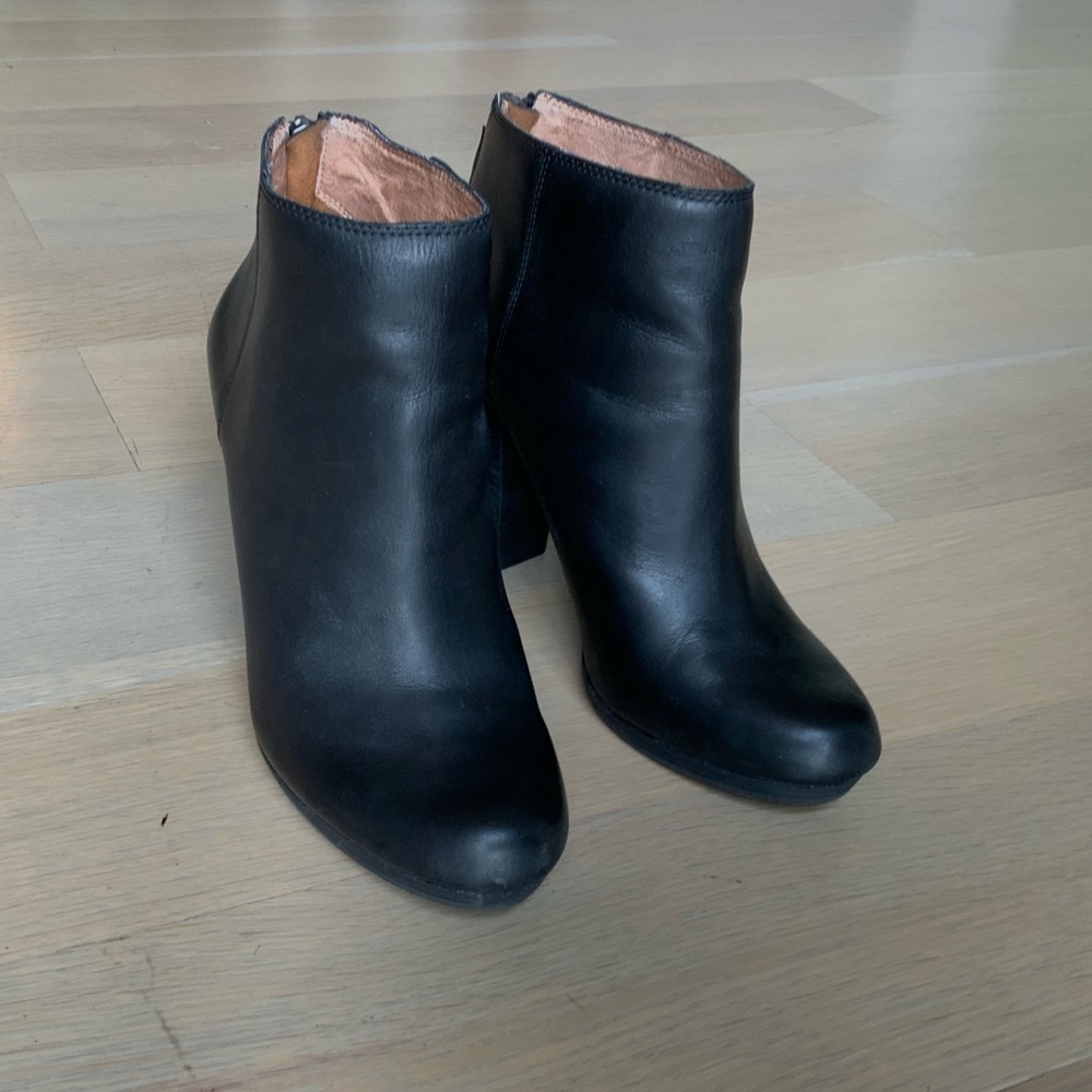 Madewell Booties - Picture 6 of 7